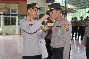 Kapolres Tapsel Beri Kejutan ke Personel Gara-gara Ini