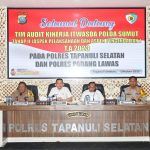 Kapolres Tapsel, AKBP Imam Zamroni, dan Kapolres Palas, AKBP Diari Astetika, saat dampingi Koordinator Tim II Audit Kinerja dari Itwasda Polda Sumut, Kombes Pol Budiman B Panjaitan, serta Ketua Tim I Irbid Itwasda Polda Sumut, AKBP Budi Saragih