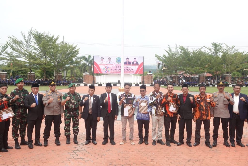 Kapolsek Padang Bolak Ikuti Upacara Hari Sumpah Pemuda