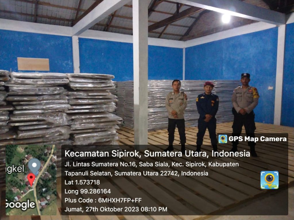 Ops Mantap Brata Toba, Polsek Sipirok Patroli ke Gudang Logistik KPU Tapsel