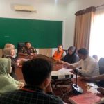 Kasi Intel Kejari Padangsidimpuan, Yunius Zega, saat pimpin RJ atas kasus pencurian Handphone
