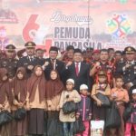 Ketua DPRD Tapsel, Abdul Basith Dalimunthe, bersama Bupati Tapsel Dolly Pasaribu, dan Ketua MPC PP Tapsel Rocky AP Gultom, pada peringatan HUT PP ke-64 sekaligus penyerahan santunan ke puluhan anak yatim seusai Upacara Hari Sumpah Pemuda ke-95