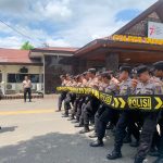Dalmas Sat Samapta Polres Tapsel berlatih gerakan dan formasi dalam rangka menghadapi Pemilu 2024