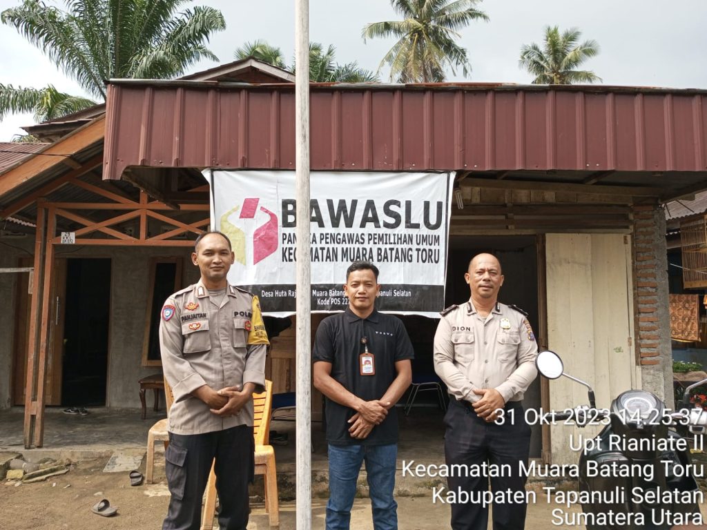 Ops Mantap Brata, Polsek Batang Toru Patroli Dialogis ke Panwas