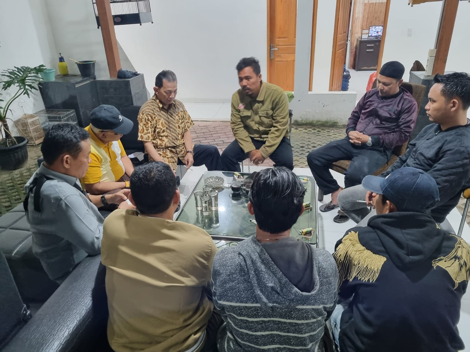 Ketua Mandataris SMSI Padangsidimpuan, Khairuk Arief, saat silaturahmi ke Sahabat Pers Sumut