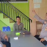 Kapolsek SD Hole, Iptu Amron Simanullang, saat silaturahmi ke Kantor Panwas
