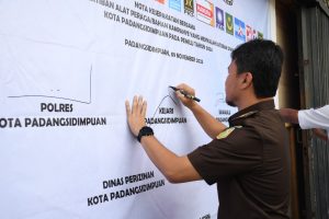 Terkait Penertiban APK, Kejari Padangsidimpuan Beri Masukan Hukum