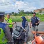 Kasat Lantas Polres Tapsel, AKP Sofyan Helmi Nasution, beri himbauan humanis ke masyarakat saat penertiban PKB