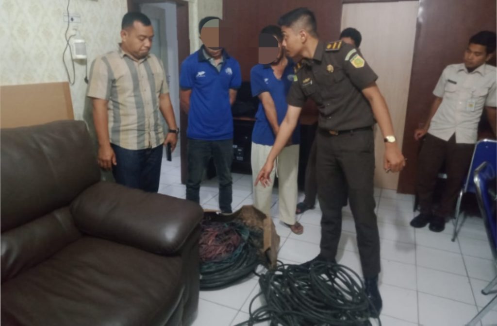 Tuntaskan Perkara, Polsek Sipirok Limpahkan Dua Tersangka Curat