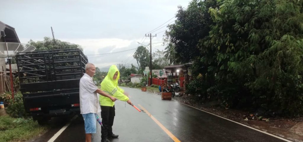 Bocah 9 Tahun Diseruduk Angkot Saat Nyeberang di Tapsel