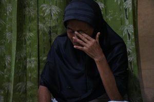 Isak Tangis Warga Pecah Saat Kajari Padangsidimpuan Serahkan Bantuan