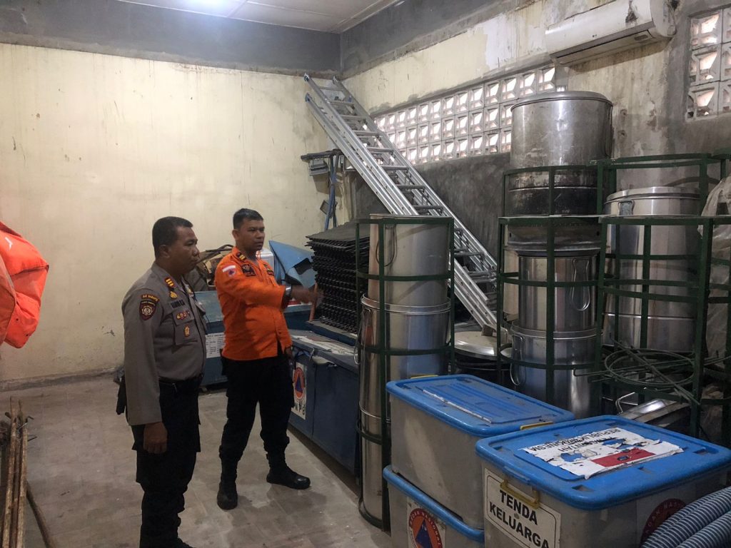 Kasat Samapta Polres Tapsel Cek Pos Komando Tim PBD   