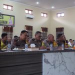 Karendal Ops OMB Toba 2023-2024, AKP Sisworo, saat mengikuti Supervisi OMB tahapan kampanye di Polres Pelabuhan Belawan