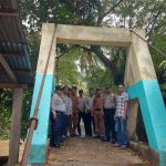 Polsek Batang Angkola dan stake holder terkait lainnya saat pengecekan fisik Jembatan Gantung Aek Sijorni
