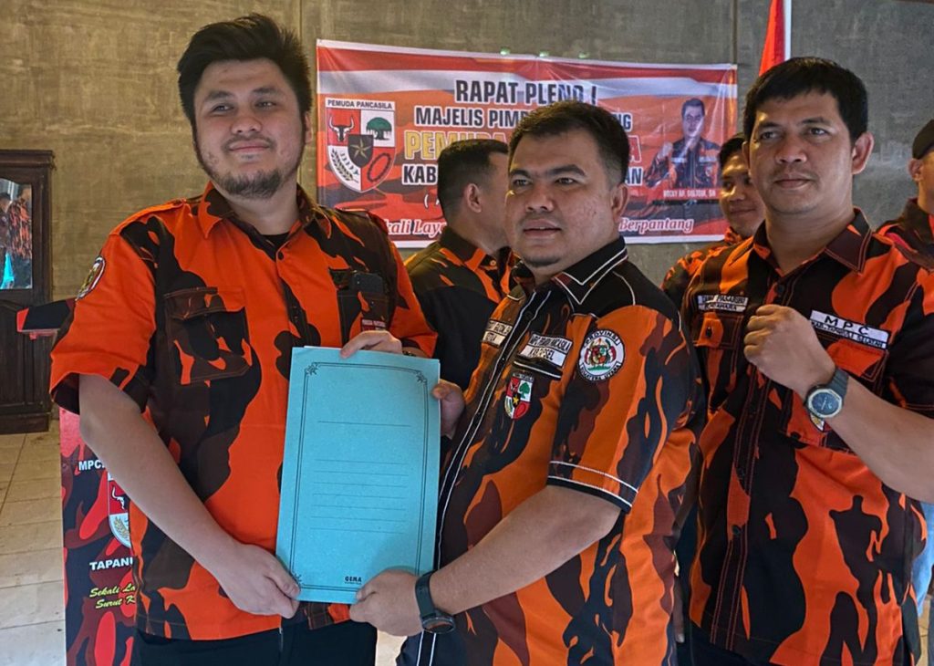 Rapat Pleno Perdana MPC PP Tapsel, Rocky AP Gultom Ajak Pengurus Besarkan Organisasi   