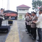 Kapolres Tapsel, AKBP Yasir Ahmadi, memimpin Upacara Sertijab dua Kapolsek dan tiga Kasat