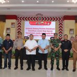 Kapolres Tapsel, AKBP Yasir Ahmadi, Bupati H Dolly Pasaribu, Ketua DPRD Abdul Basith Dalimunthe, Ketua KPU Zulhajji Siregar, Ketua Bawaslu Taufik Hidayat, dan Forkopimda lainnya saat sosialisasi Pemilu