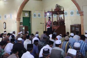 Masya Allah, AKBP Yasir Naik Mimbar Beri Khutbah Jumat di Masjid