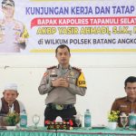 Kapolres Tapsel, AKBP Yasir Ahmadi, memberi sambutan saat temu ramah bersama Forkopimcam Angkola Selatan