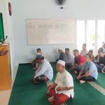 Kasat Lantas Polres Tapsel, AKP Danil Saragih, saat menanggapi aspirasi dan curhatan jamaah dan BKM Masjid Al Salam Gunung Tua
