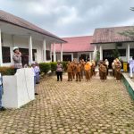 Kanit Kamsel Sat Lantas Polres Tapsel, Aiptu Kasianna, saat beri himbauan tentang keselamatan berlalu lintas ke siswa SMA Negeri 1 Angkola Selatan