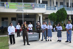 Jaksa Humanis Sapa Siswa, Kajari Padangsidimpuan: Kenali Hukum, Jauhi Hukuman