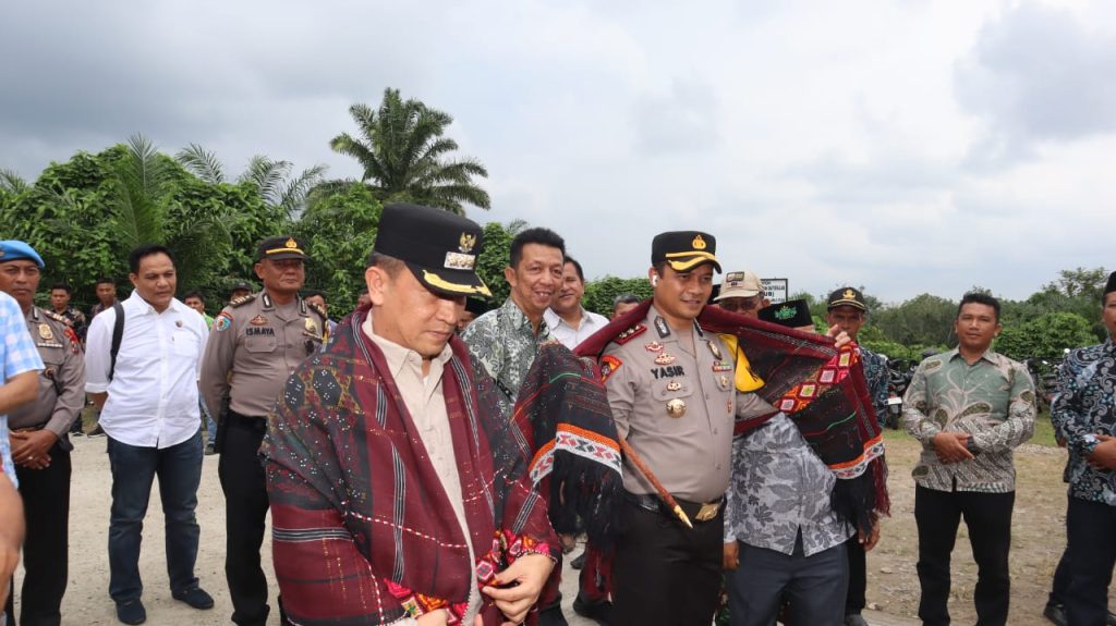 AKBP Yasir Ahmadi Diterima Hangat di Padang Bolak   