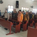 Kanit Reskrim Polsek Batang Angkola, Ipda Asjul Pane, saat mengikuti doa bersama lintas agama dalam rangka memohon Pemilu damai