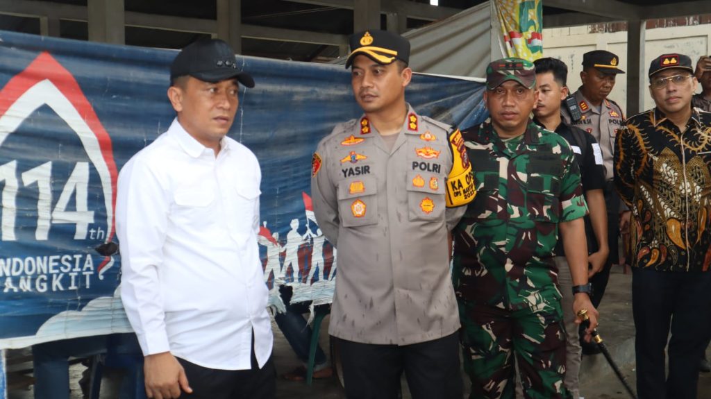 Bersama Dandim dan Pj Bupati, Kapolres Tapsel Kompak Tinjau TPS di Paluta