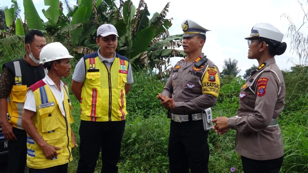 Jelang Operasi Ketupat Toba, Kasat Lantas Polres Tapsel Survey Jalan Batu Jomba