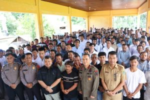 Jelang Pemilu 2024, Bupati Dolly Pasaribu Buka Pembinaan dan Pembekalan Satlinmas se-Tapsel