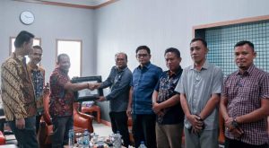 Pelayanan TKD TA 2023, KPPN Padangsidimpuan Terima Penghargaan dari Pj Walikota