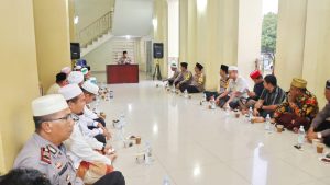 Sejuknya Suasana Saat AKBP Yasir Beri Tausiyah Jelang Bukber