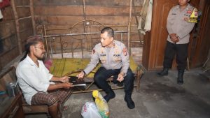 Dibantu AKBP Yasir, Warga Pra Sejahtera di Batang Onang Berurai Air Mata