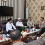 Kapolres Tapsel, AKBP Yasir Ahmadi, saat menerima kunjungan silaturahmi Baznas Paluta
