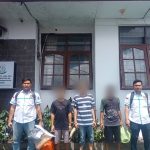Penyidik Sat Resnarkoba Polres Tapsel saat melimpahkan ketiga tersangka kasus narkoba ke JPU