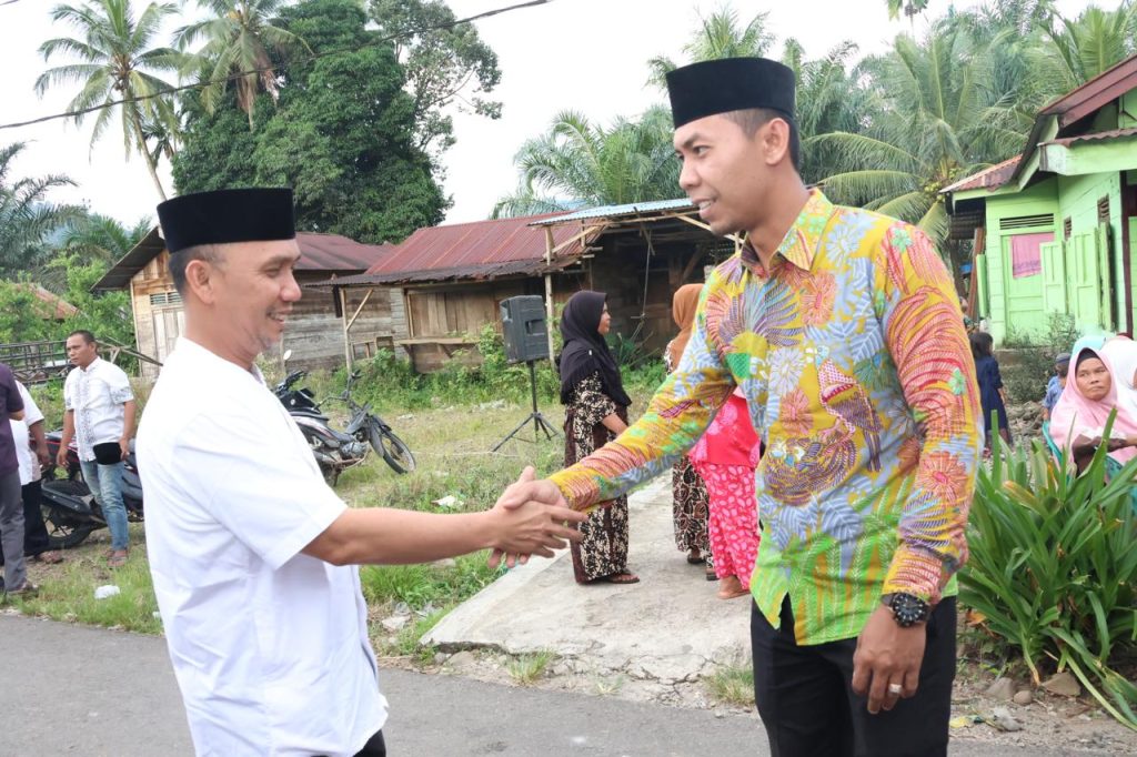 Safari Ramadan di Angkola Sangkunur, Pemkab Tapsel Salurkan Bantuan Ke Masyarakat