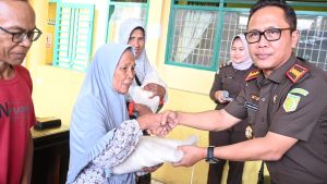 Kajari Gandeng Pemko Padangsidimpuan Gelar Baksos ke Masyarakat