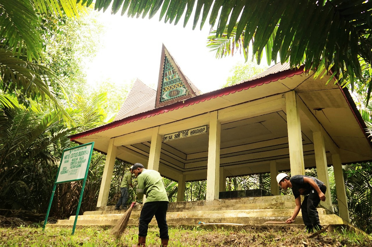 TPL sektor Tapsel berkomitmen untuk lestarikan situs budaya Makam Ompu Raja Sori Tua Harahap di Desa Huta Padang, Batang Angkola