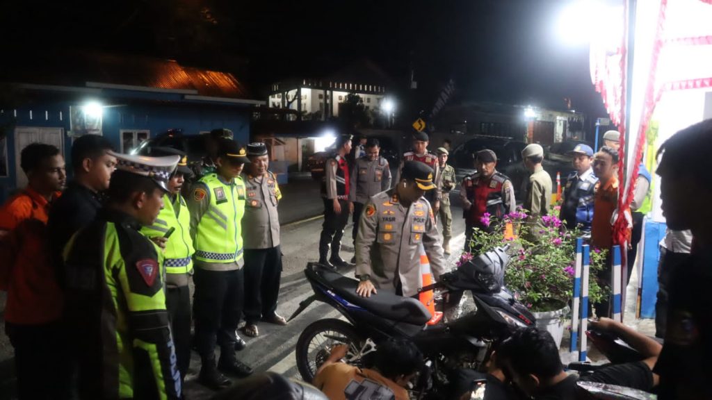 Pesan Kapolres Tapsel Saat Cek Pos Pam di Pasariran: Tetap On Call