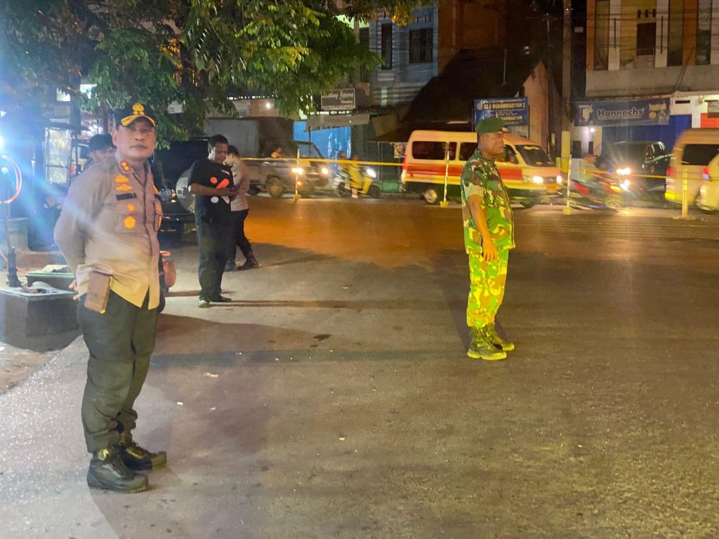 Tampan dan Pemberani, AKBP Dudung Turun Langsung Gatur Lalin di H+3 Lebaran   