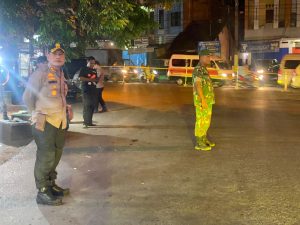 Tampan dan Pemberani, AKBP Dudung Turun Langsung Gatur Lalin di H+3 Lebaran   