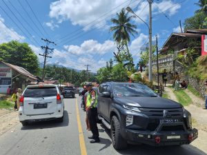 Sat Lantas Polres Tapsel Berhasil Ciptakan Arus Lalin Terkendali di Objek Wisata Aek Sijorni