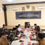 Kajari Padangsidimpuan, Dr Lambok MJ Sidabutar, saat memimpin Rakor bersama Tim Pakem dalam rangka kolaborasi pengawasan aliran kepercayaan dan keagamaan