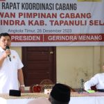 Ketua DPC Partai Gerindra Tapsel, Abdul Basith Dalimunthe (kiri) mendampingi Ketua DPD Partai Gerindra Sumut, H Gus Irawan Pasaribu (kanan), saat Rakorcab DPC Partai Gerindra Tapsel beberapa waktu lalu