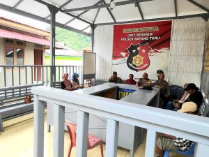 Cekcok Akibat Selang Air Tersumbat, Polsek Batang Toru Mediasi Dua Emak-emak