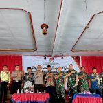 Kabag Ops Polres Tapsel, Kompol Sisworo, saat hadiri pelantikan, penandatanganan pakta integritas, dan pengambilan sumpah atau janji jabatan terhadap 267 anggota PPS Pilkada serentak 2024
