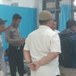 Kapolsek Sipirok, Iptu PM Siboro, saat mengecek korban di RSUD Sipirok