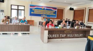 Dipimpin Kapoldasu, Kapolres Tapsel Ikuti Zoom Meeting Penekenan Draf SK FLLAJ
