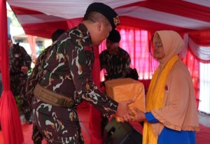 Kapoldasu Beri Tali Asih ke Ratusan Masyarakat di Benteng Huraba